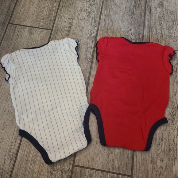 🏷 3/$15 or 5/$20 MLB Boston Red Sox baby onesies red white 3-6M - Picture 4 of 7